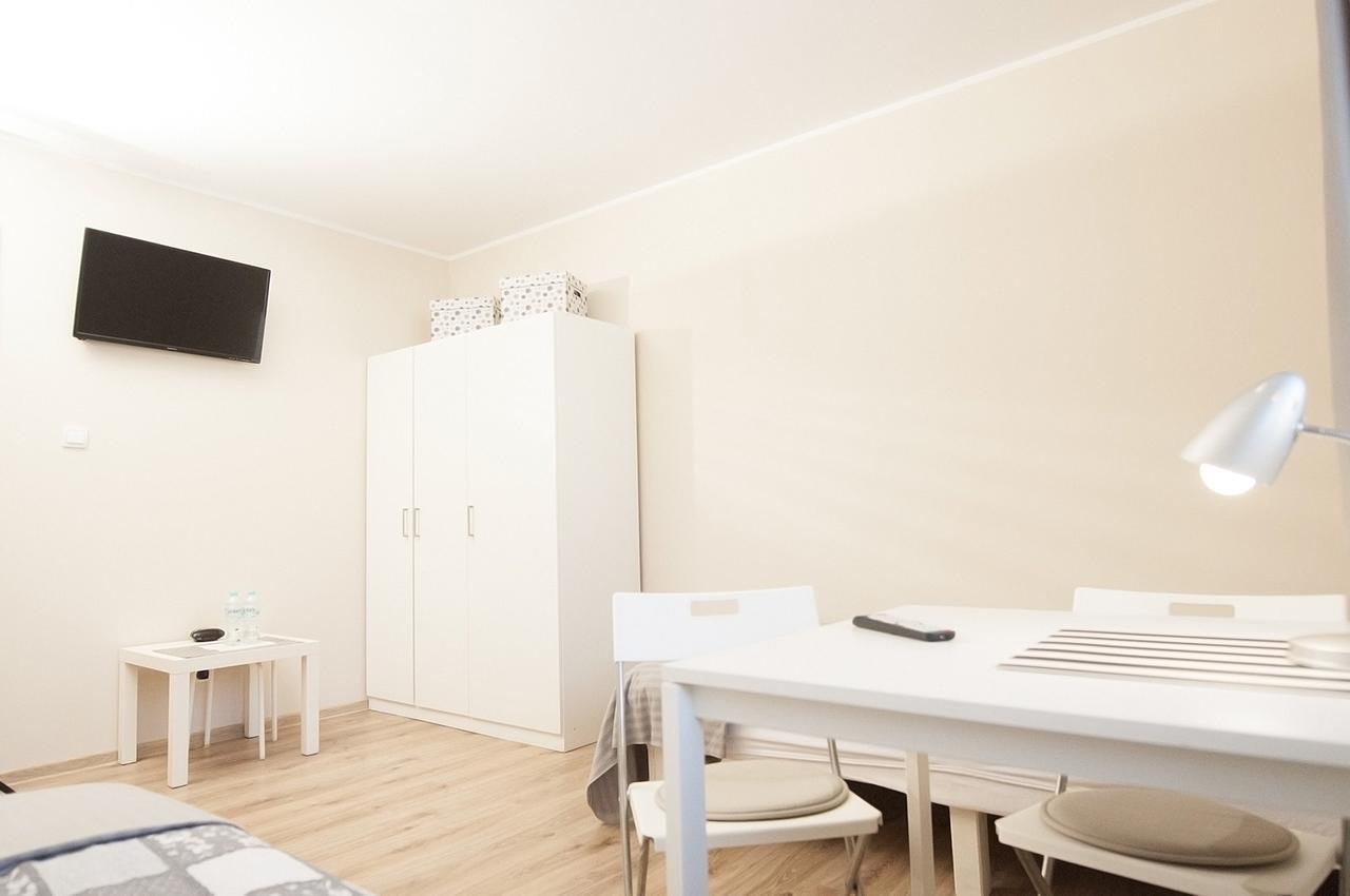 Apartamenty Na Debcu Poznan Exterior photo